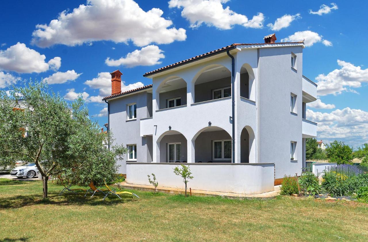 פאז'אנה Apartments Elizabeta 1701 מראה חיצוני תמונה